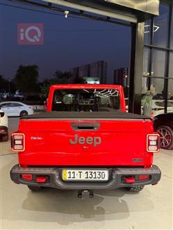 جیپ گلادیەتەر